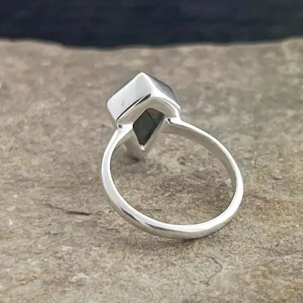 Labradorite Majestic Sterling Silver Ring