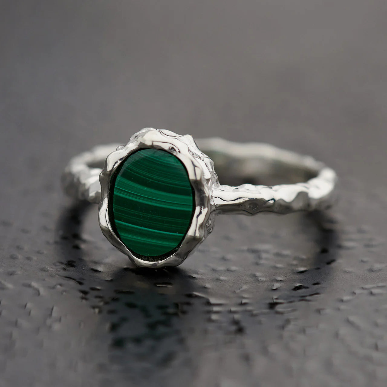 Malachite Oval Ring | Sterling Silver Hammered Finish