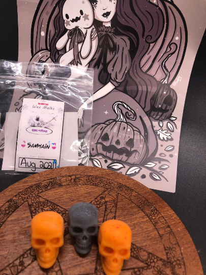 SAMHAIN Skull Wax Melts – Box of 10 | Para-Soy Wax Melts for Warmers