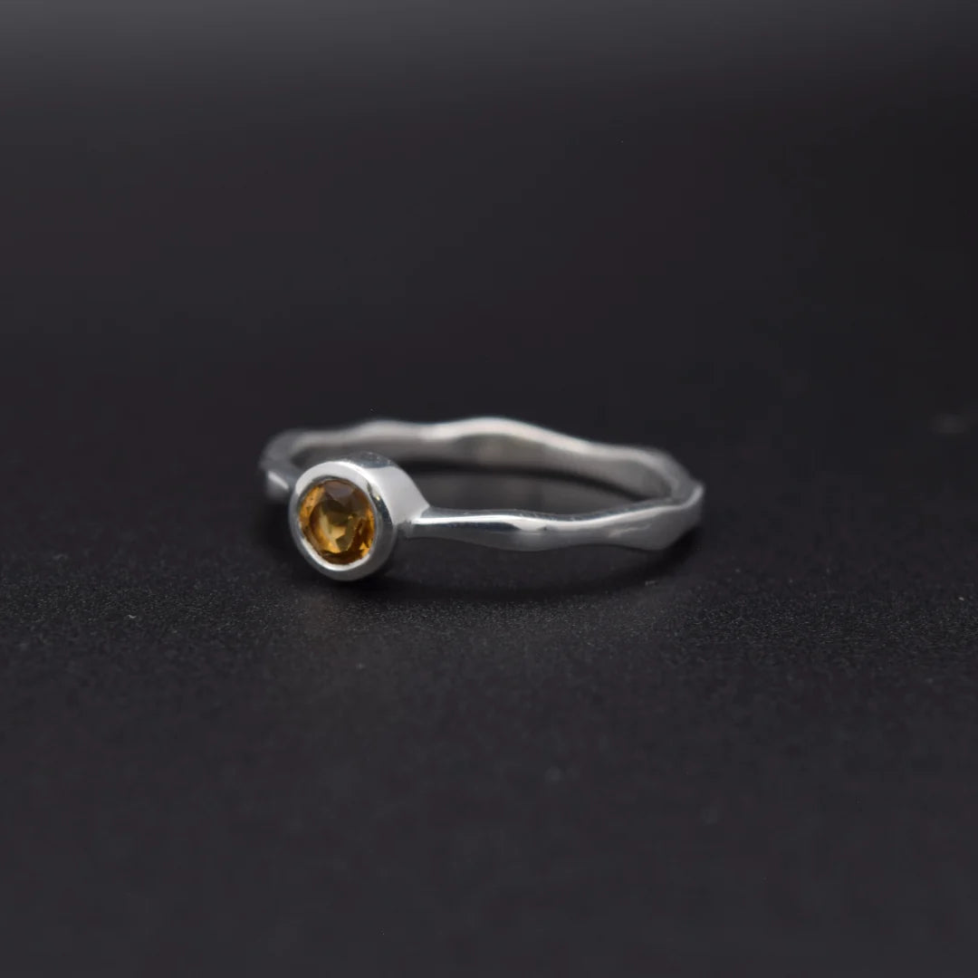 Citrine Wavy Ring | Silvaria Fine Silver Gemstone Ring