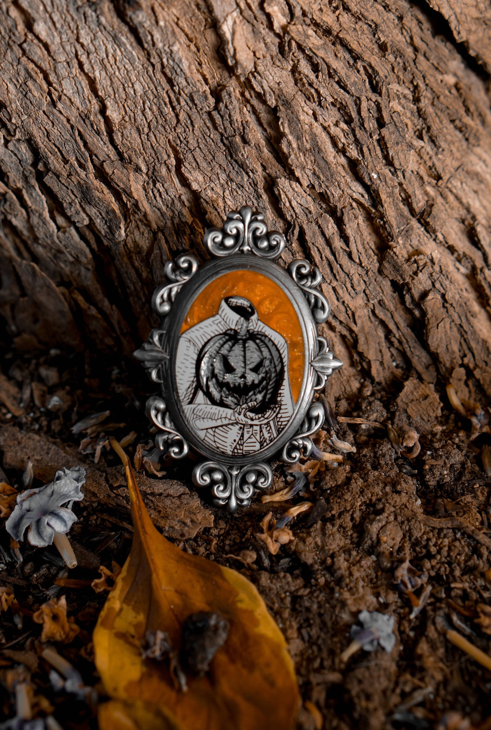 Headless Horseman Pin