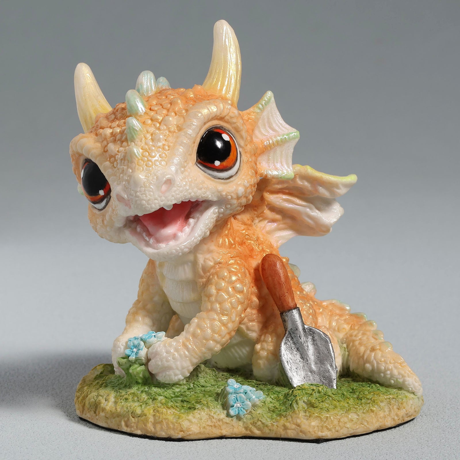 Groundskeeper Baby Dragon Gardening Statue