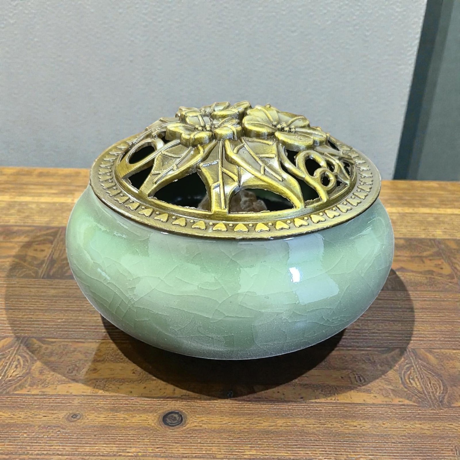 Mint Green Ceramic Incense Burner Bowl with Floral Lid – 3.75" Charcoal Burner