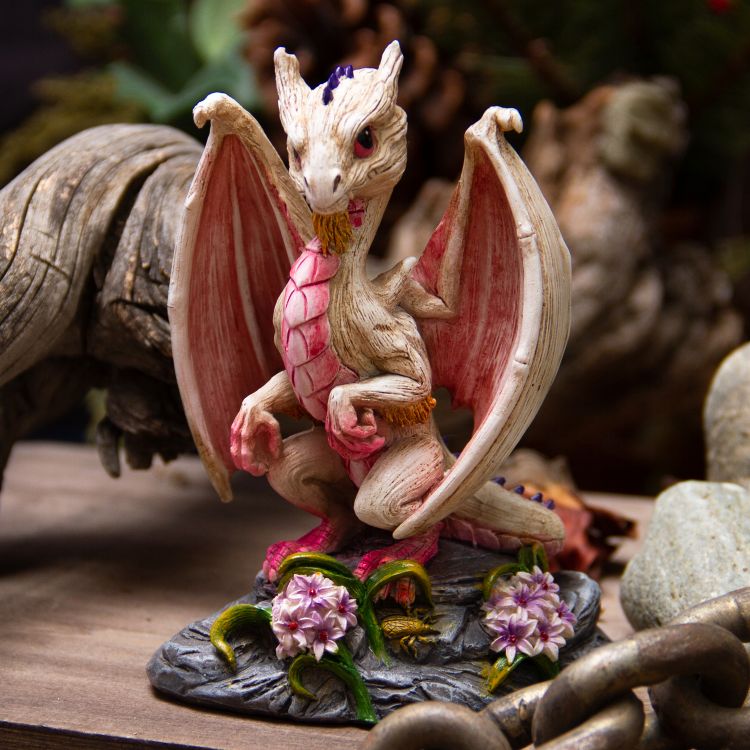 Garlic Dragon Statue