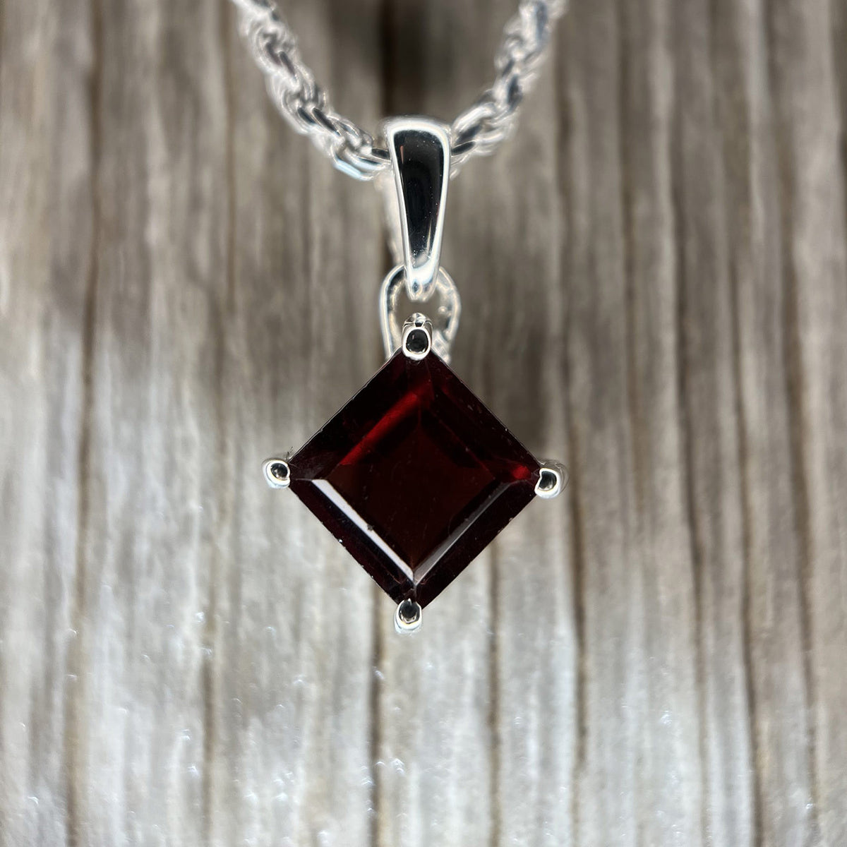 Garnet is a natural stone sourced primarily from the Czech Republic. It was used for centuries as a talisman to safeguard soldiers during battle. It is said to heal injuries, promote peace and offer protection to those who wear or carry it. As a gift it symbolizes loyalty.