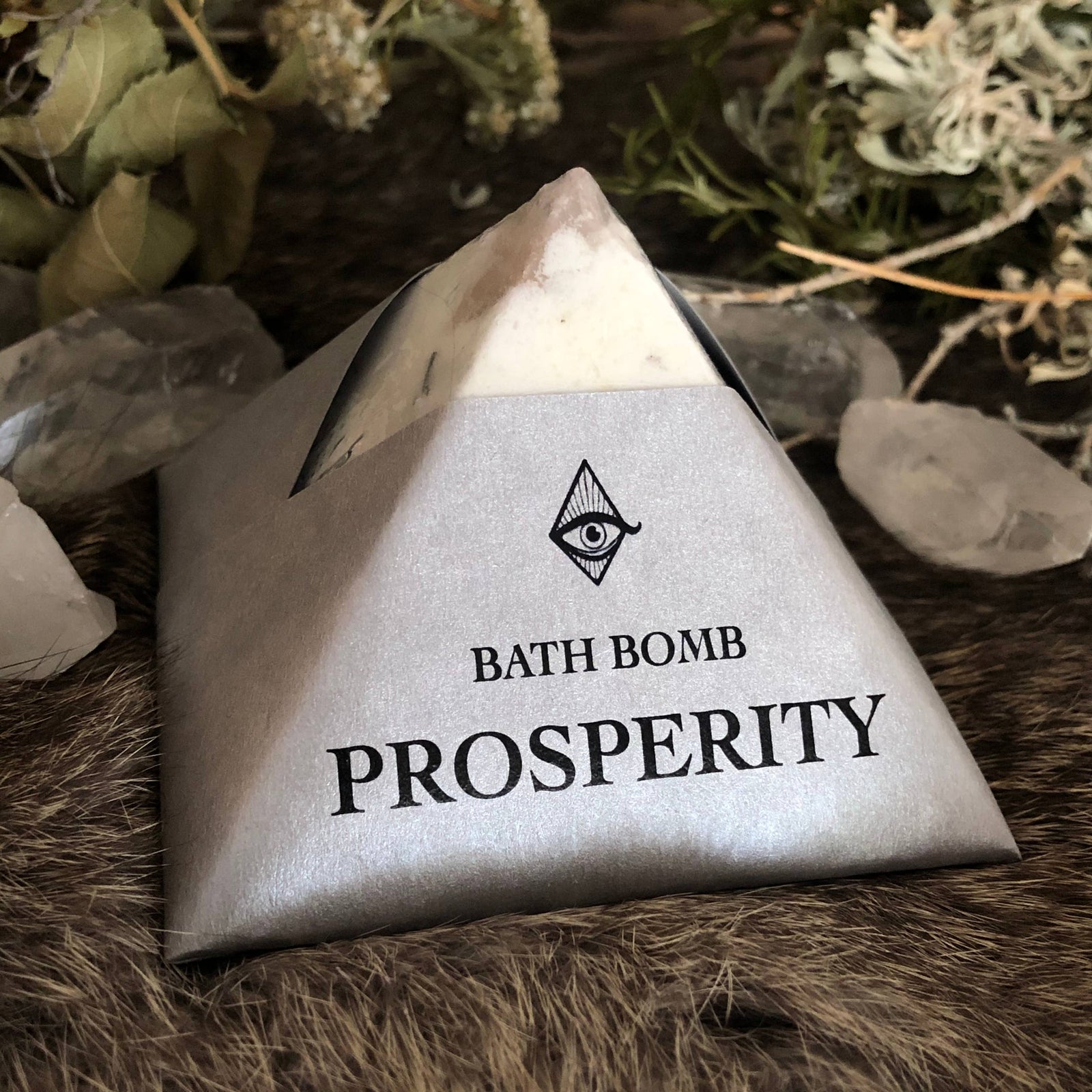 Prosperity Bath bomb with Charged Crystal