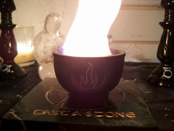 Strega Spirit Flame Bowl - Engraved in silver leaf Symbol of Aradia offering dish - Cast a Stone