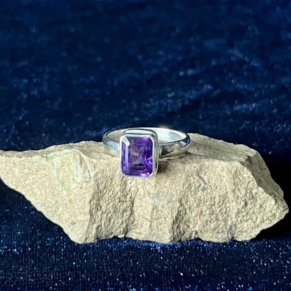 AMETHYST Sterling Silver Ring - Assorted Sizes