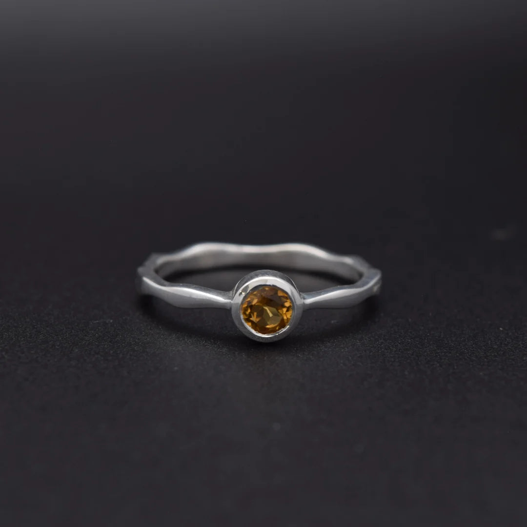 Citrine Wavy Ring | Silvaria Fine Silver Gemstone Ring