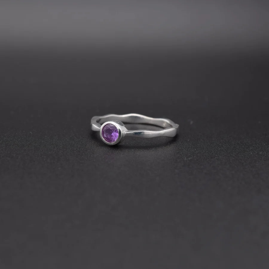 Alexandrite Wavy Ring | Silvaria Fine Silver Gemstone Ring