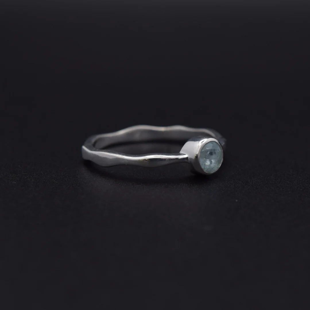 Aquamarine Wavy Ring | Silvaria Fine Silver Gemstone Ring