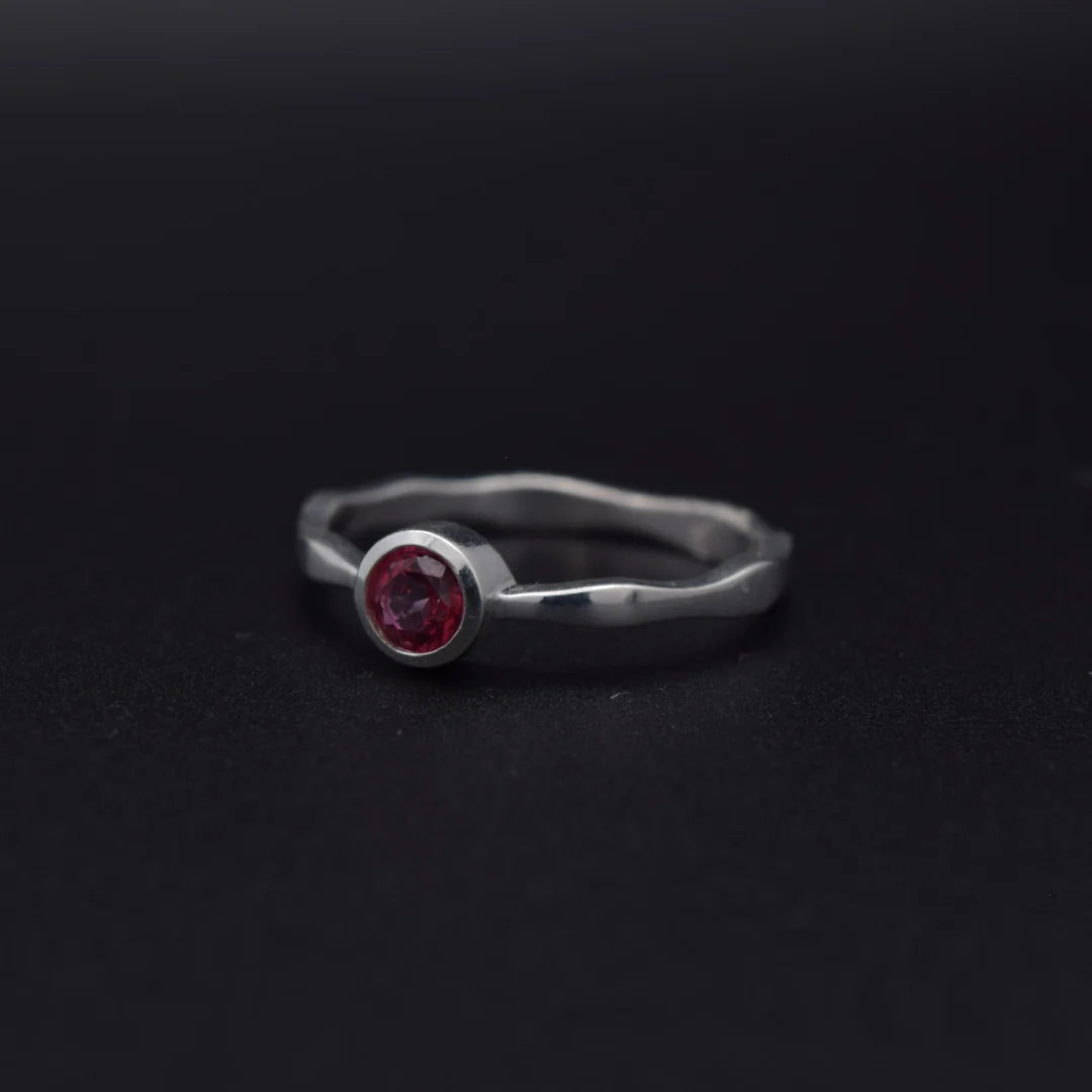 Silvaria Pink Topaz Wavy Ring