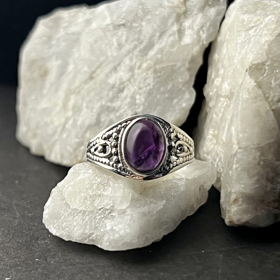 Classy Amethyst Sterling Silver Ring