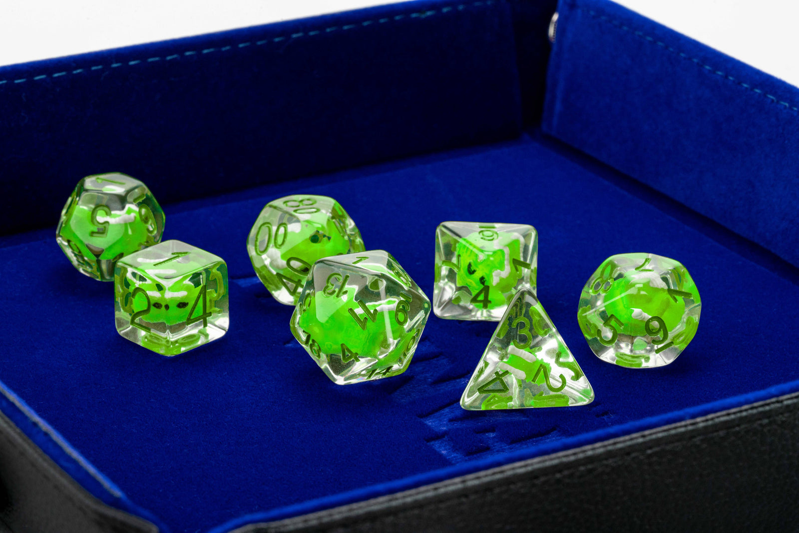 D&D Dragon Storm Inclusion Resin Dice Set: Green Dragon