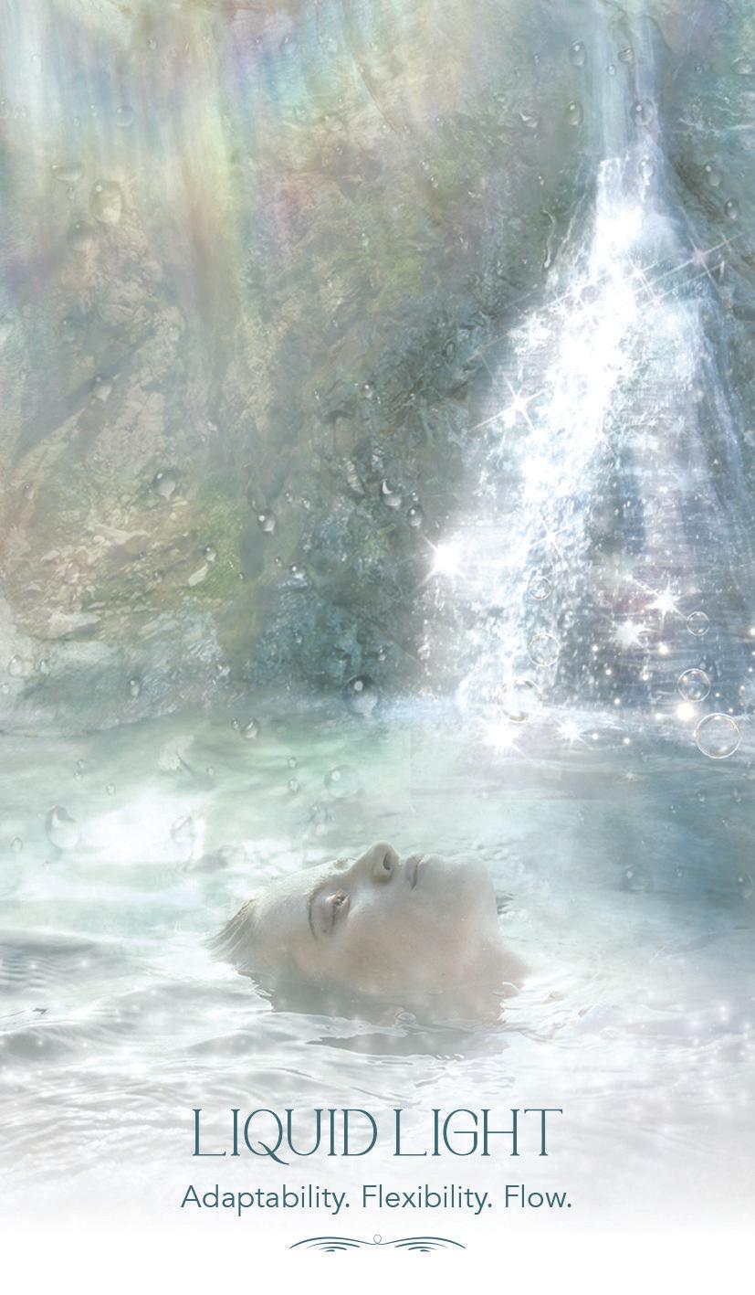 Aurora Rising: An Oracle for Lightworkers, Wayshowers, and Dreamers of the New Dawn