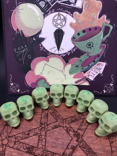 KITCHEN WITCH Skull Wax Melts – Box of 10 | Para-Soy Wax Melts for Warmers