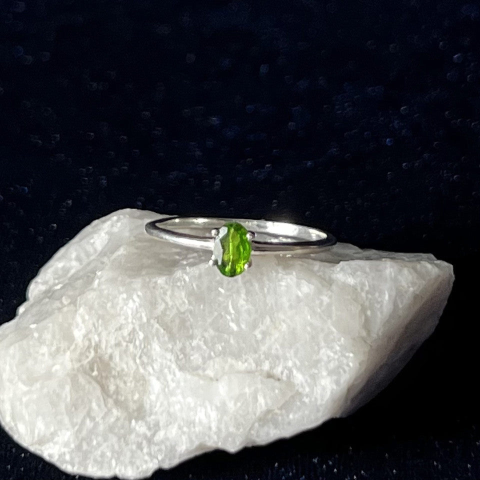Chrome Diopside Sterling Silver Ring | Gemstone of Earth &amp; Wisdom