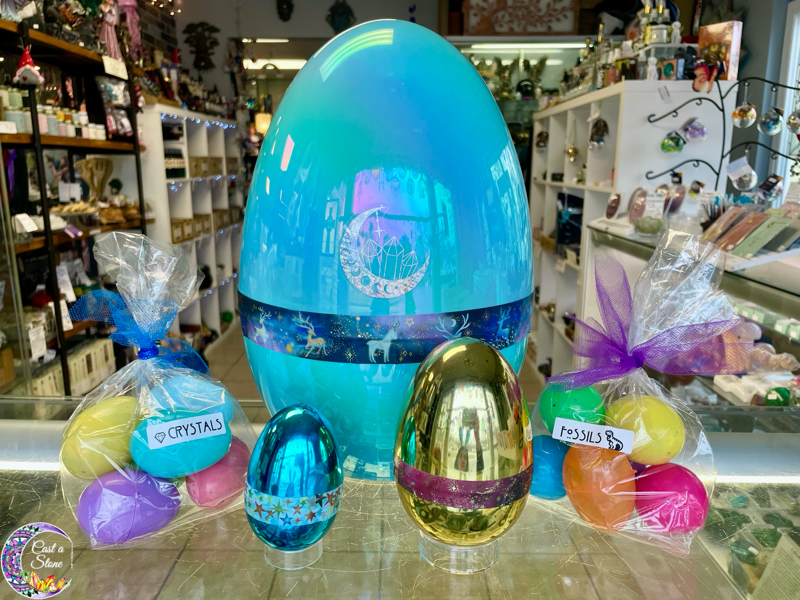 Egg-citing Treasures: Easter Eggs Prefilled with Toys and Crystals/Fossils