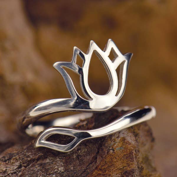 Adjustable Lotus Design Ring