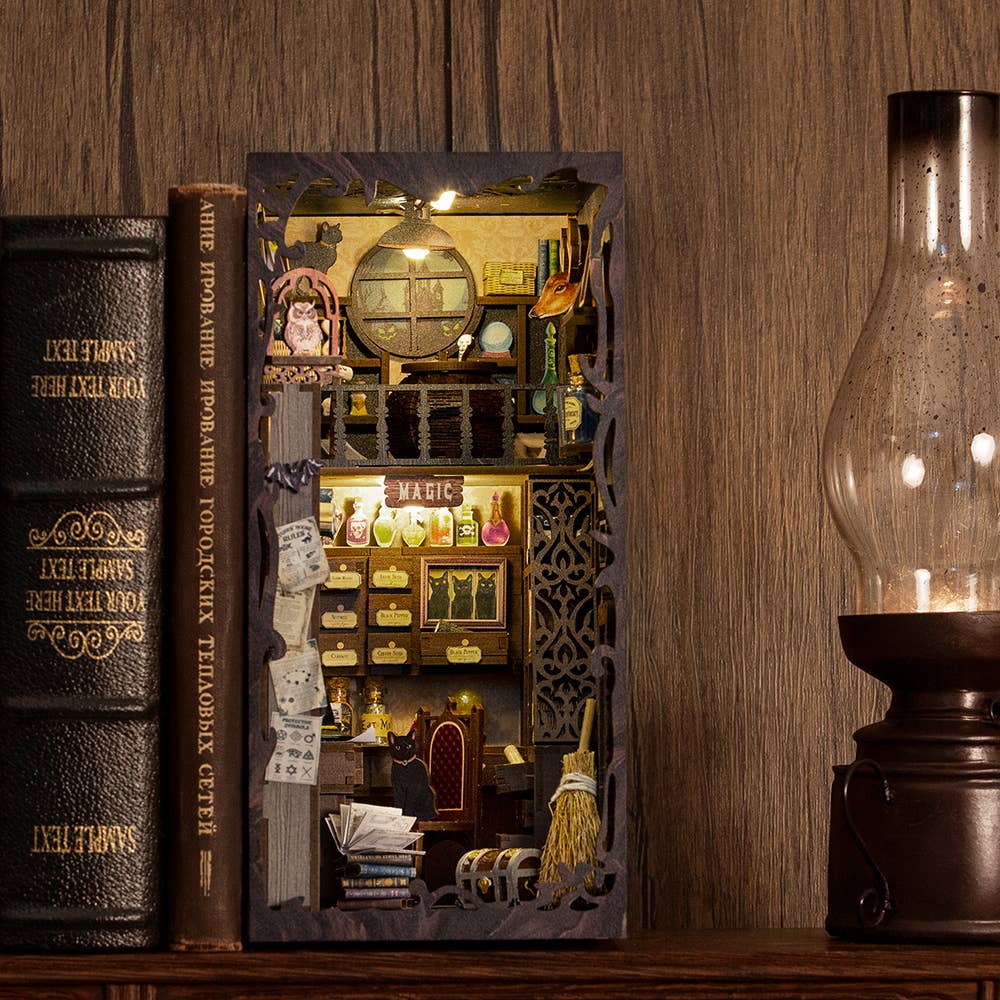 DIY Book Nook Kit: Magic Pharmacist with Dust Cover