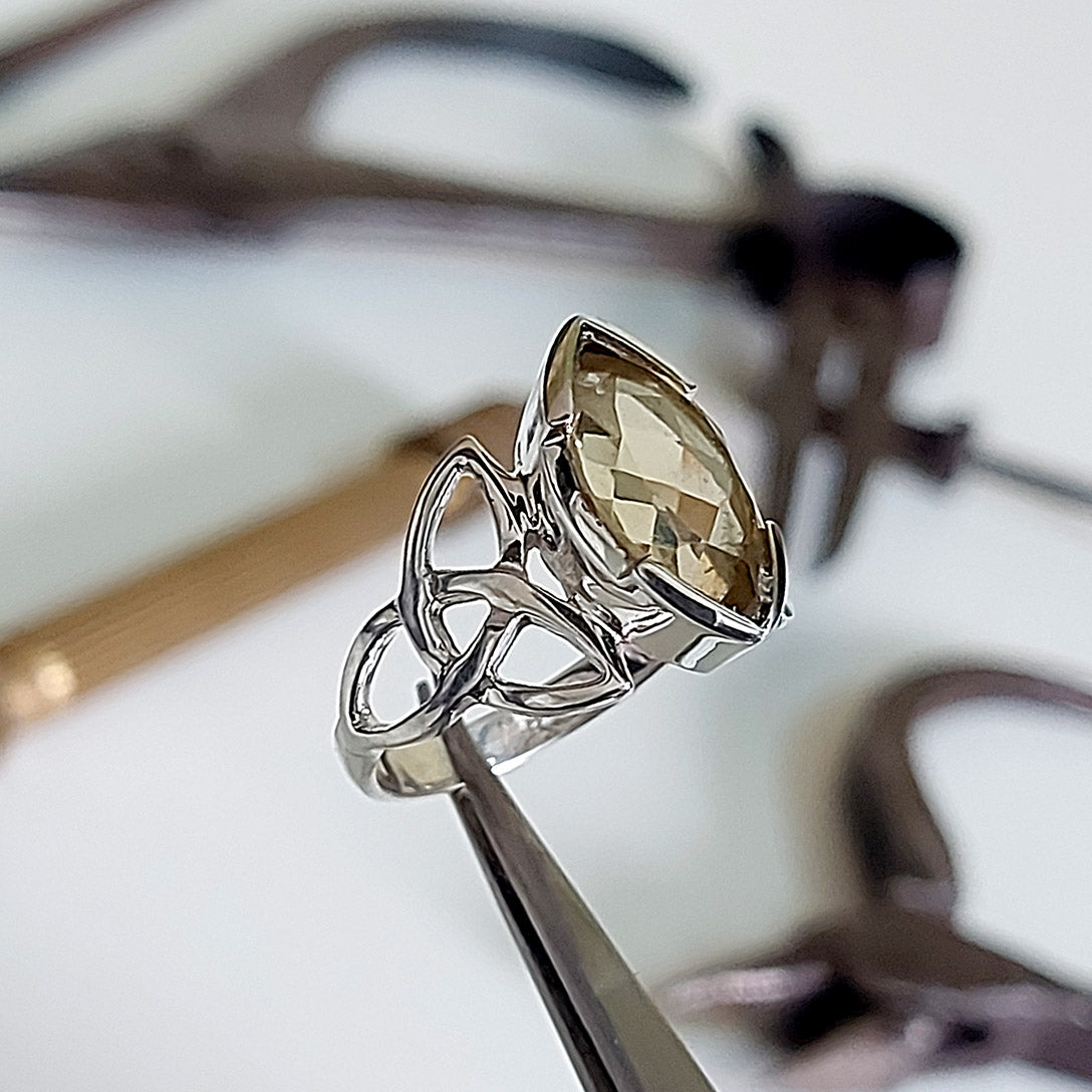 Celtic Knot Triquetra Citrine Ring