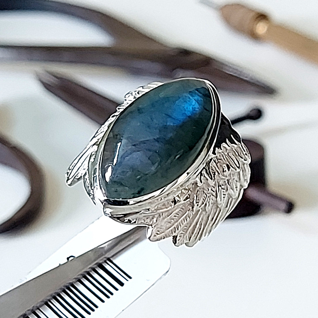 Wings Labradorite Sterling Silver Symbolic Ring