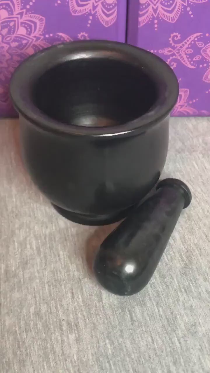 Black Cauldron Style Soapstone Mortar & Pestle