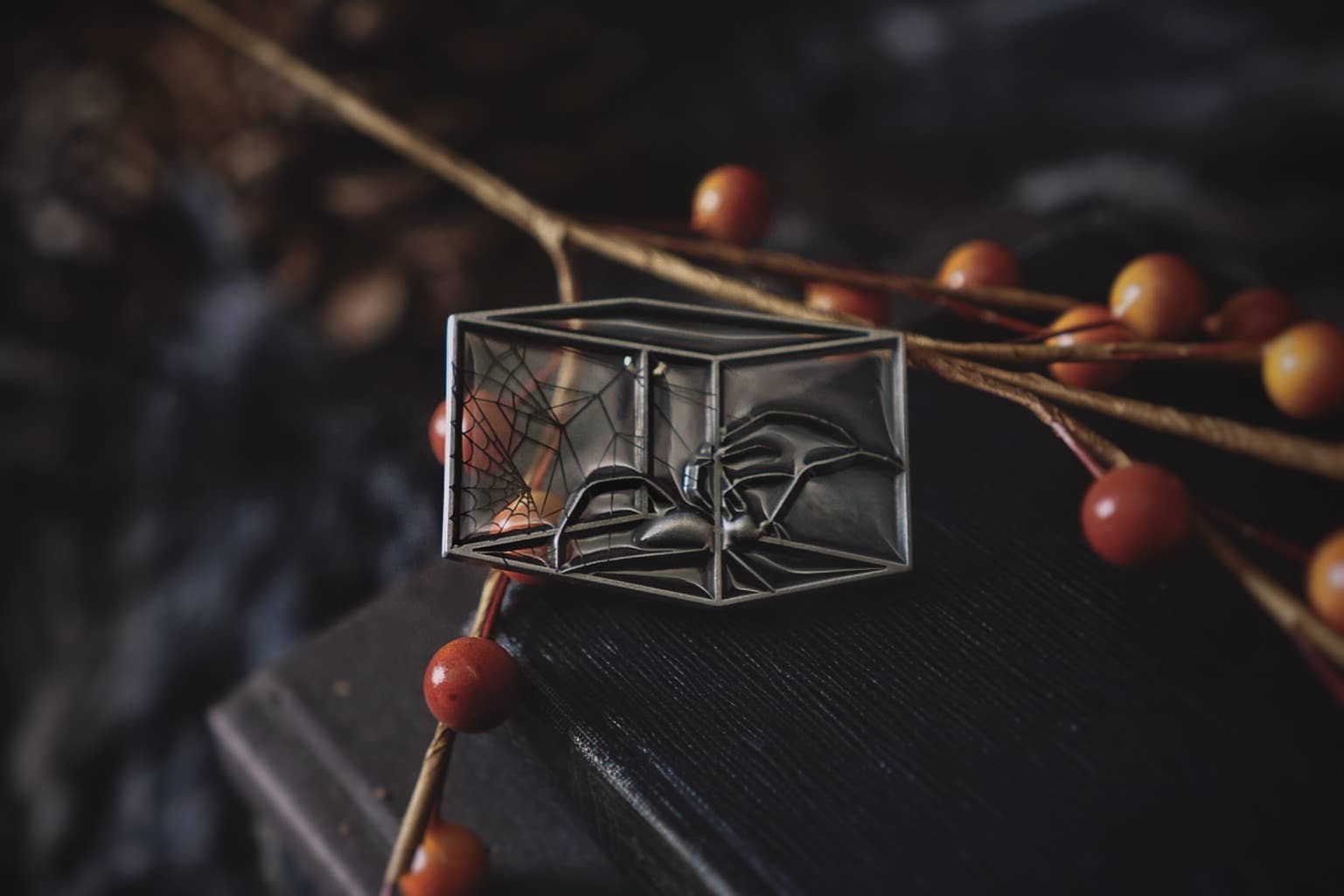 Trapped Enamel Spider Pin