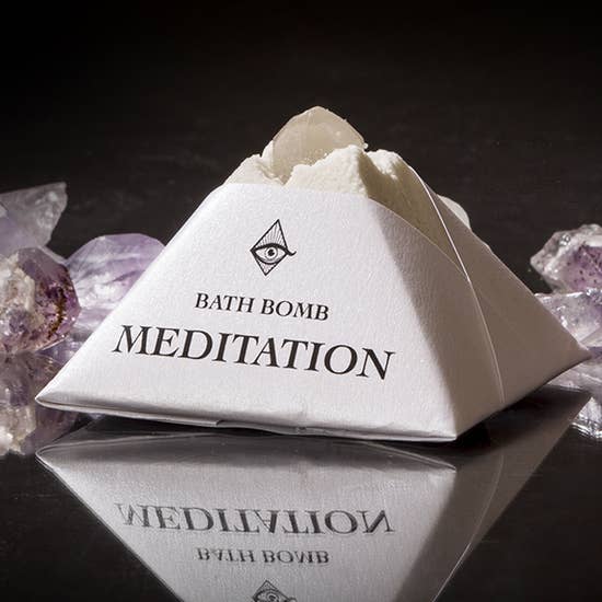 Meditation Bath-bomb with Charged Crystal