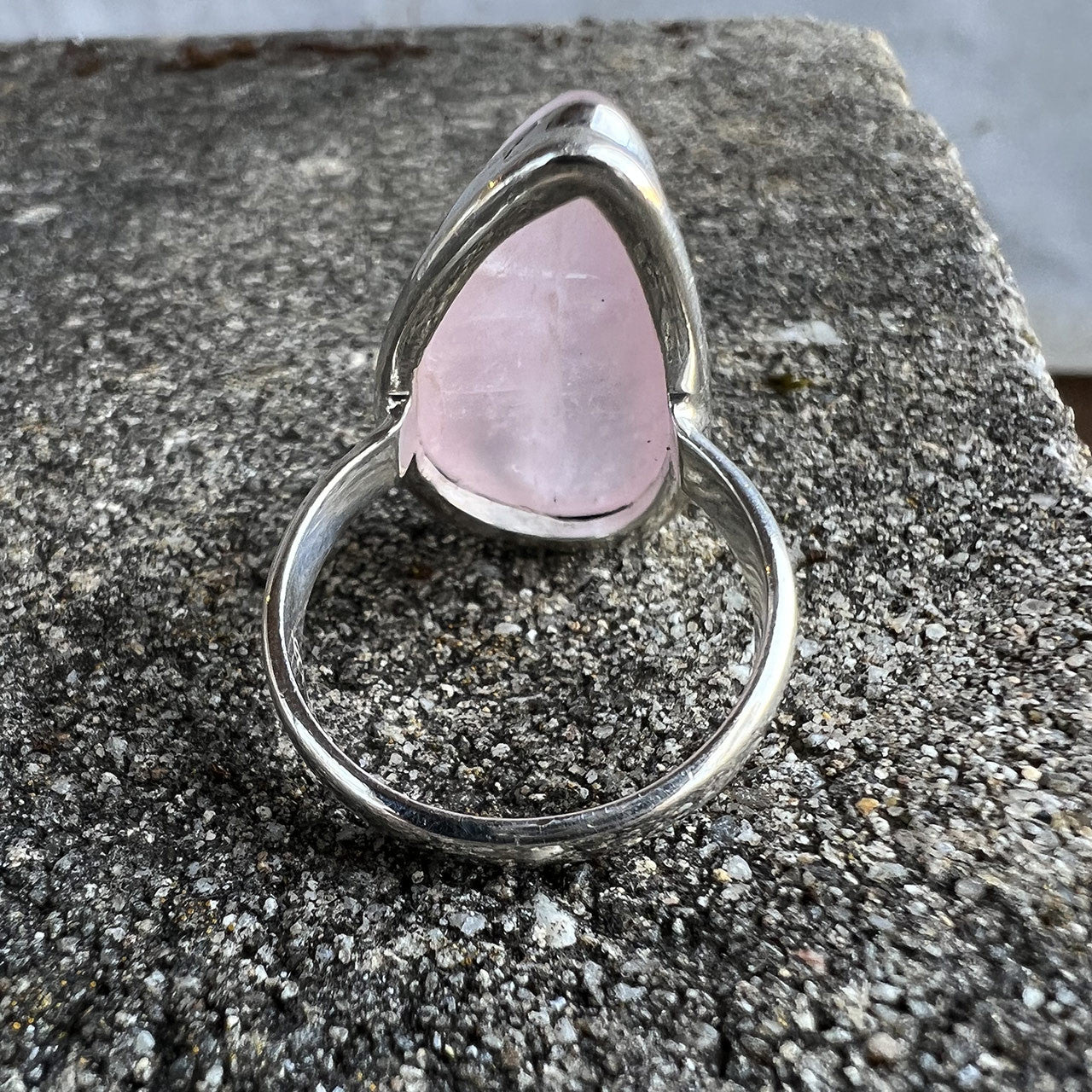Rose Quartz is a popular crystal that serves positive energy of love, compassion, peace, healing, and comfort. Speaking directly to the heart chakra, the stone circulates divine loving energy throughout one's entire aura, allowing a full capacity to truly give and receive love. 