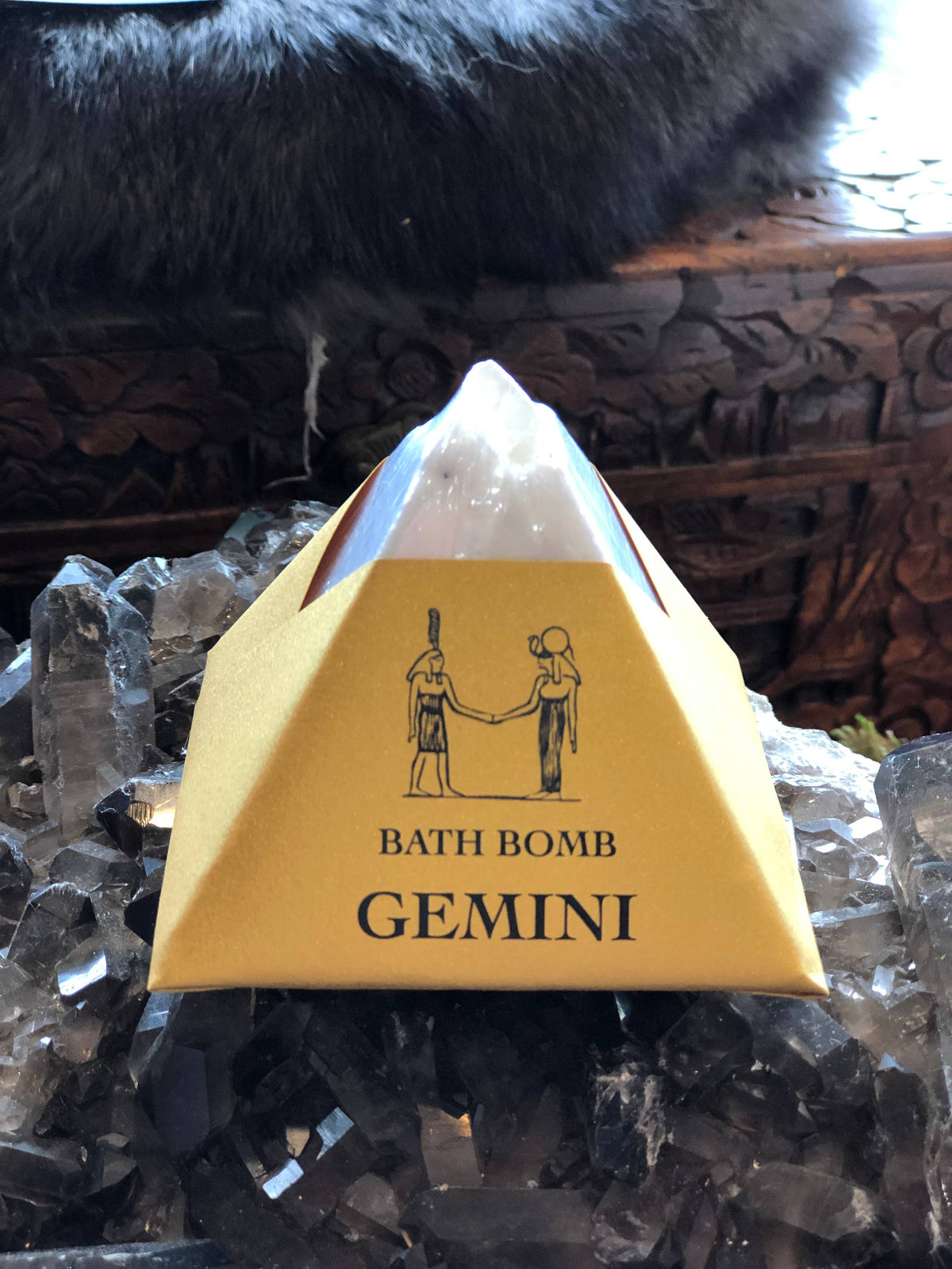 Gemini Bath Bomb with Charged Crystal Cast a Stone