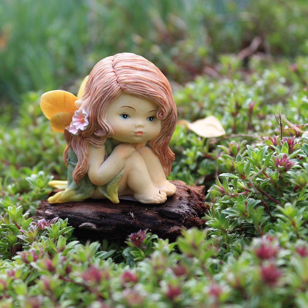 Little Fairy Figurine - Cast a Stone