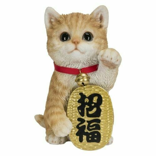 Cute Lucky Cat Statue