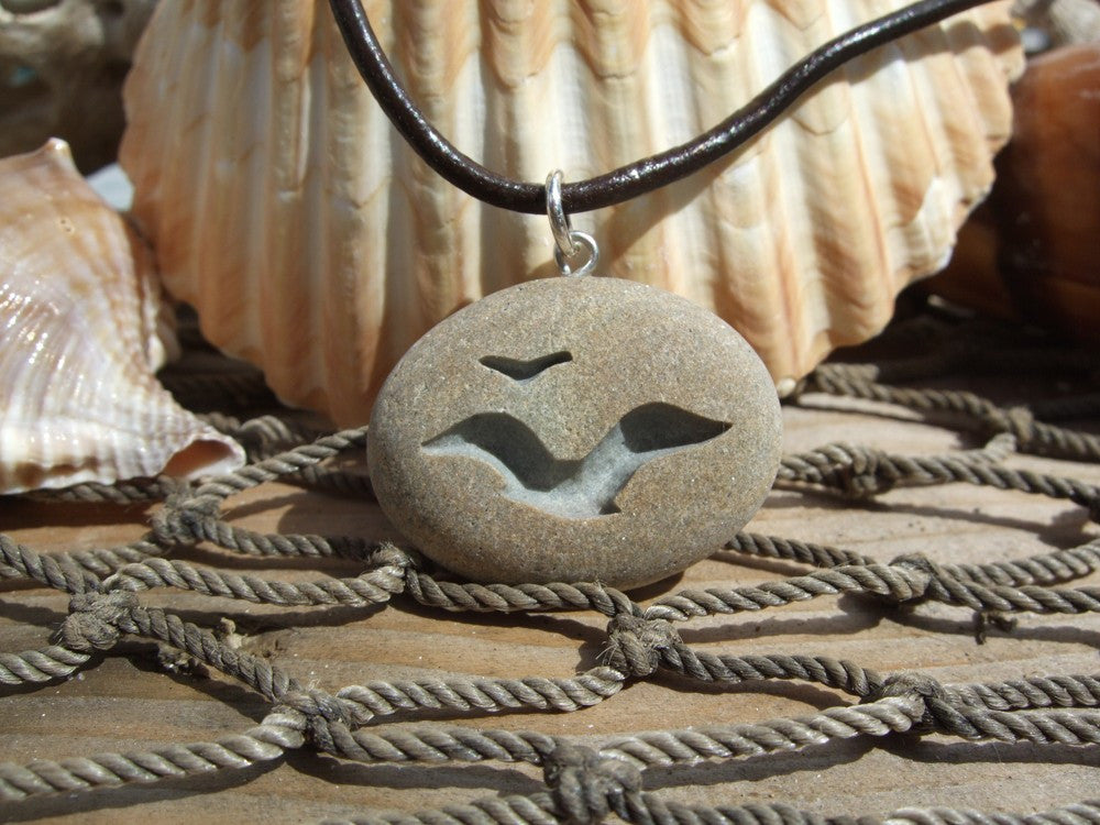 Seagulls in Flight - engraved Beach Stone Pendant - Lovers of the beach and open Sea necklace - Cast a Stone