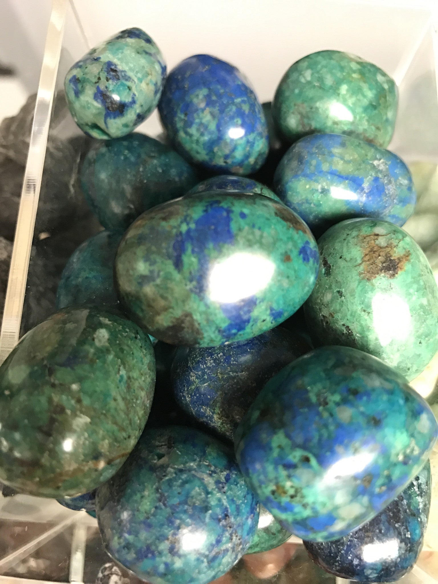 Chrysocolla tumbled single gemstone - Cast a Stone