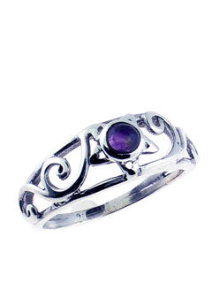 Small woven Pentacle Ring with Amethyst